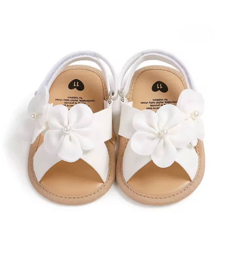 🌸🌸 BABY GIRLS CLOTHING - Special price- Alexandra pre-walker shoes