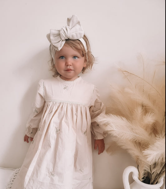 Wildflower- embroidered cotton dress