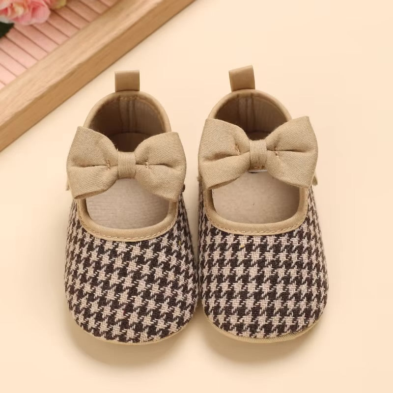 Decoda fashion girl’s fist walker Shoes