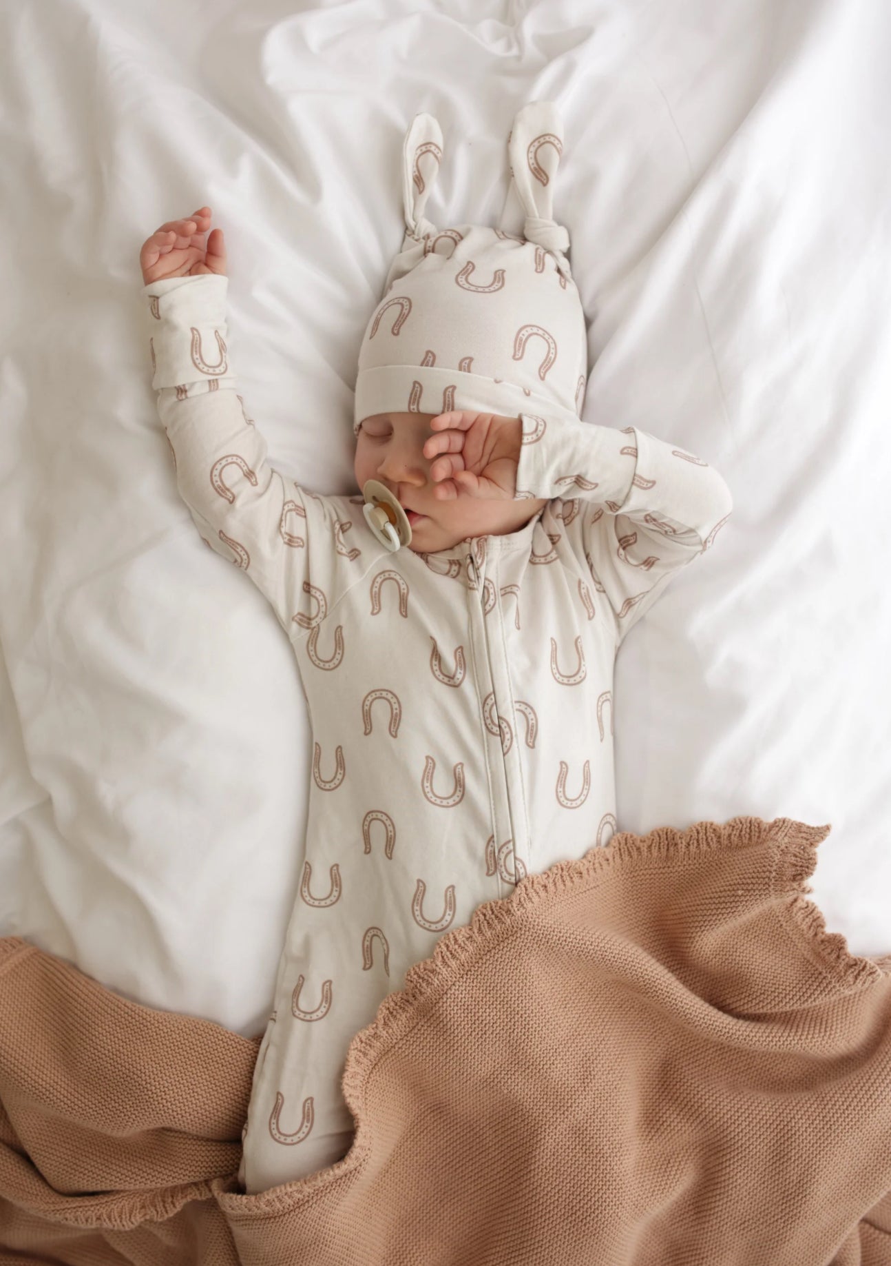 ZIP ROMPER | WESTERN HORSE SHOE
