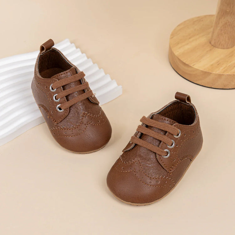 BOY’S SHOES