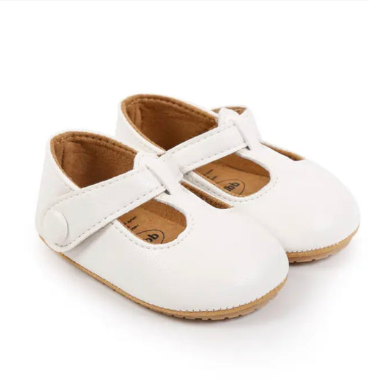 $15 CLEARANCE- button white shoes