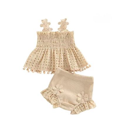 Baby girl’s clothing - Shantie Set