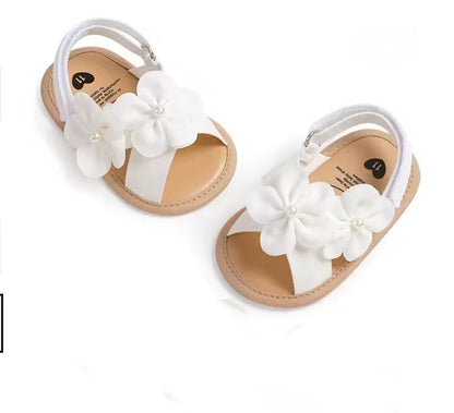 🌸🌸 BABY GIRLS CLOTHING - Special price- Alexandra pre-walker shoes