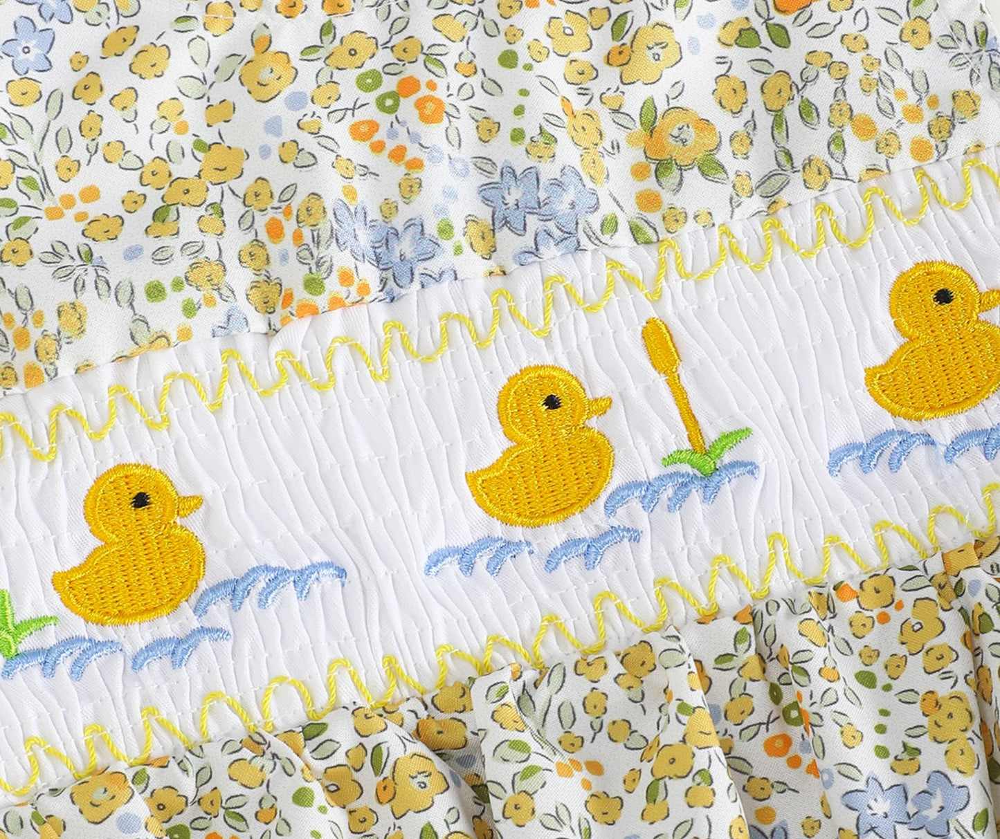 🌸🌸 BABY GIRLS CLOTHING - Special Price-  Ducky Puddles Romper