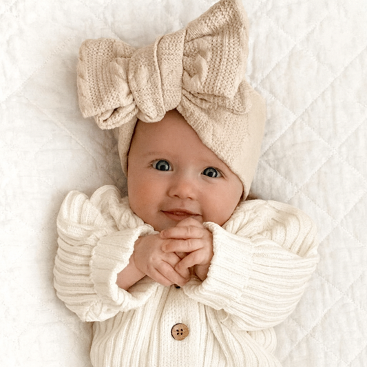 Oversized cable Bow Headband