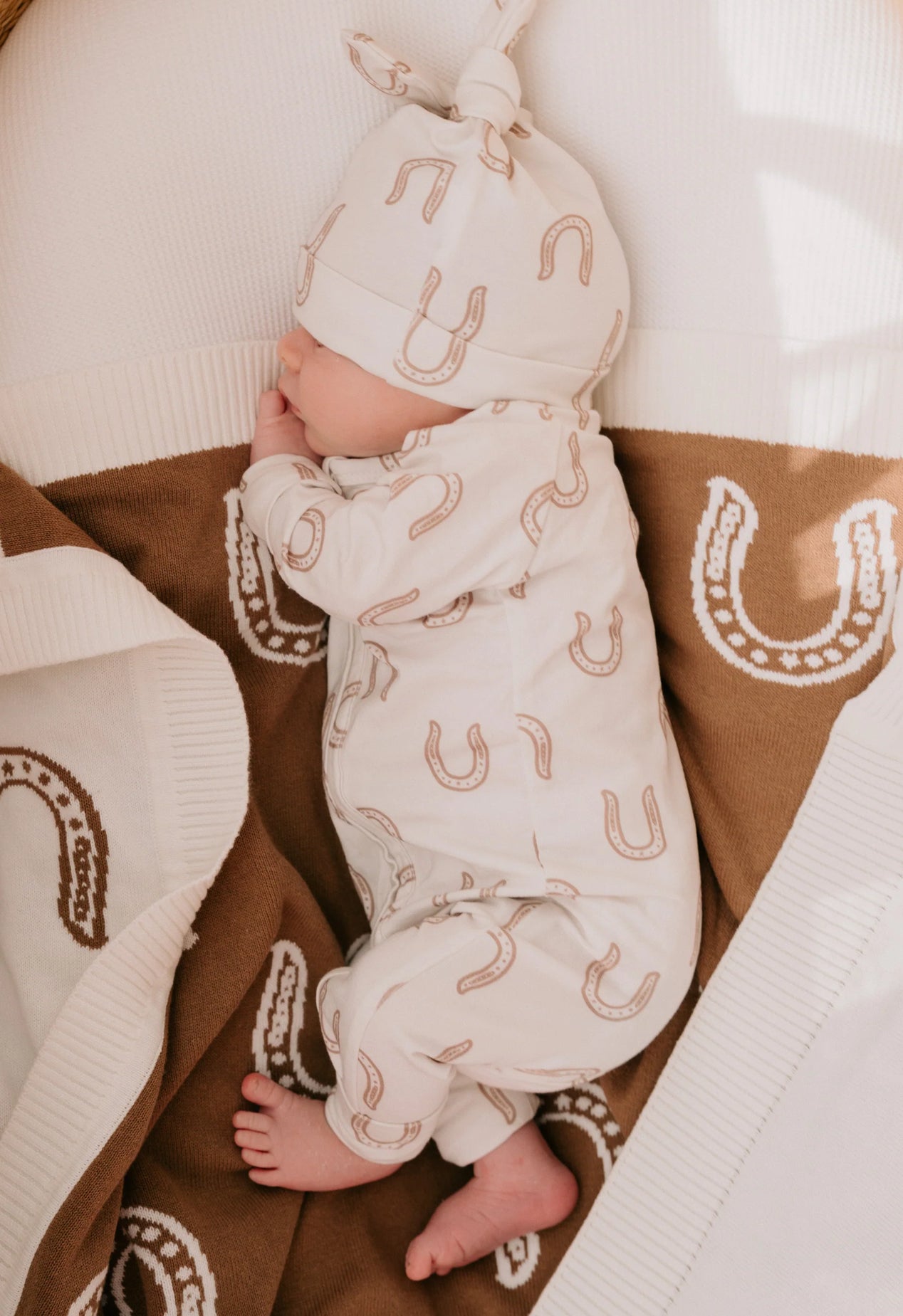 KNIT BLANKET | WESTERN HORSE SHOE
