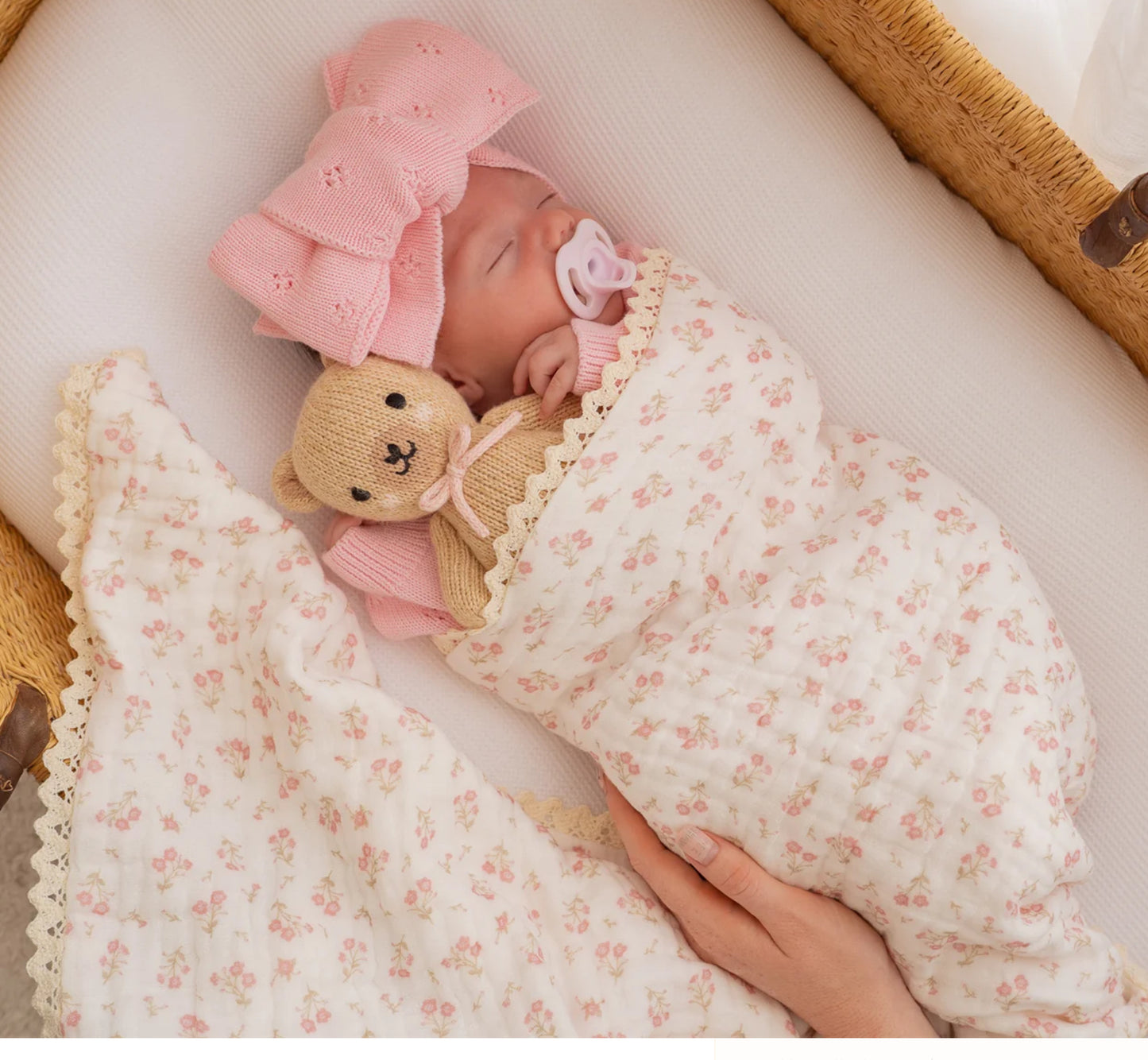 GAUZE LACE BLANKET | PAISLEY PEONY