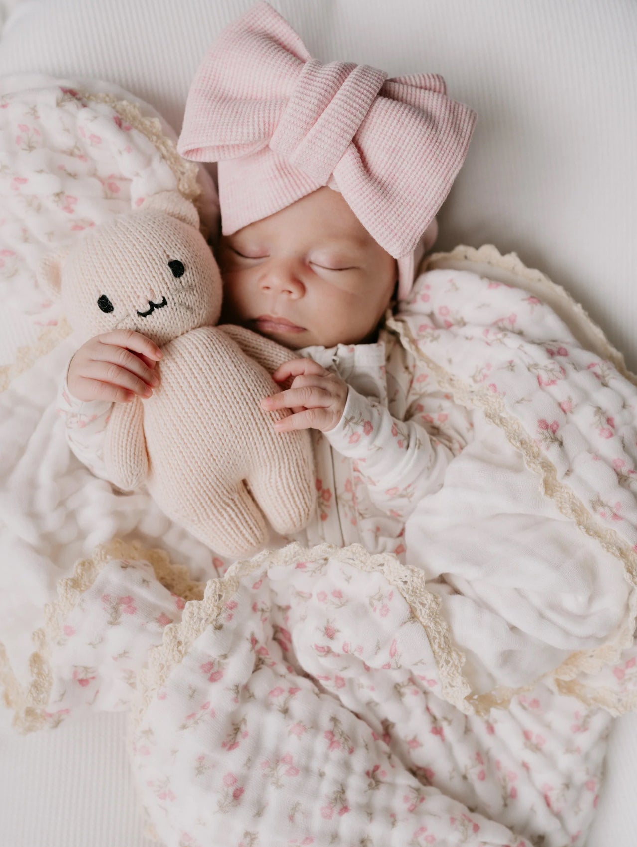 GAUZE LACE BLANKET | PAISLEY PEONY